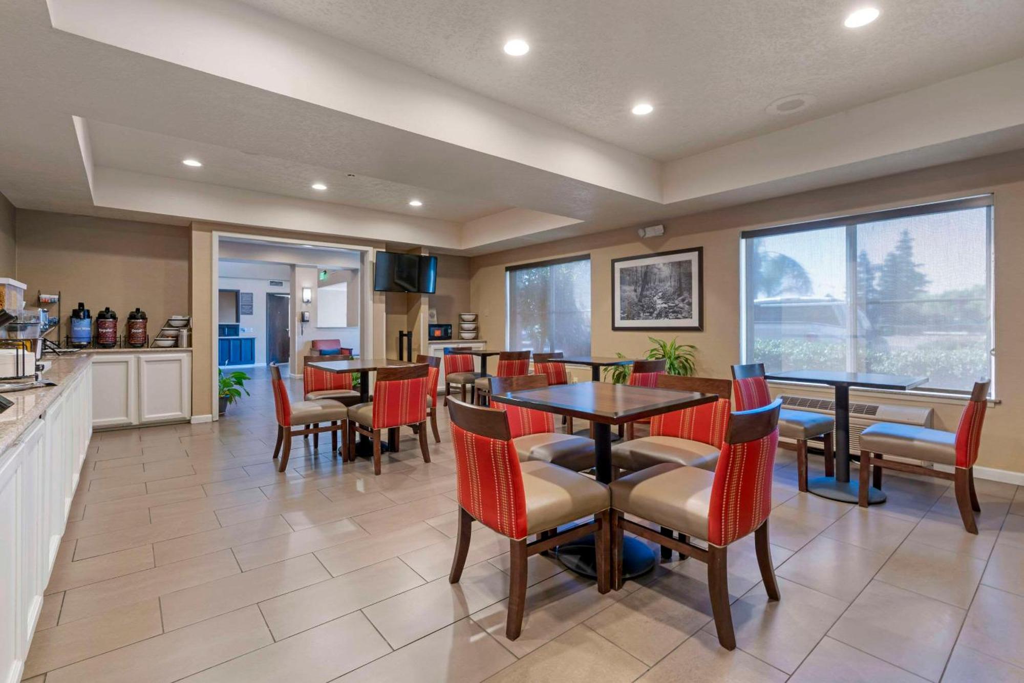 Comfort Inn Lathrop Stockton Airport Zewnętrze zdjęcie