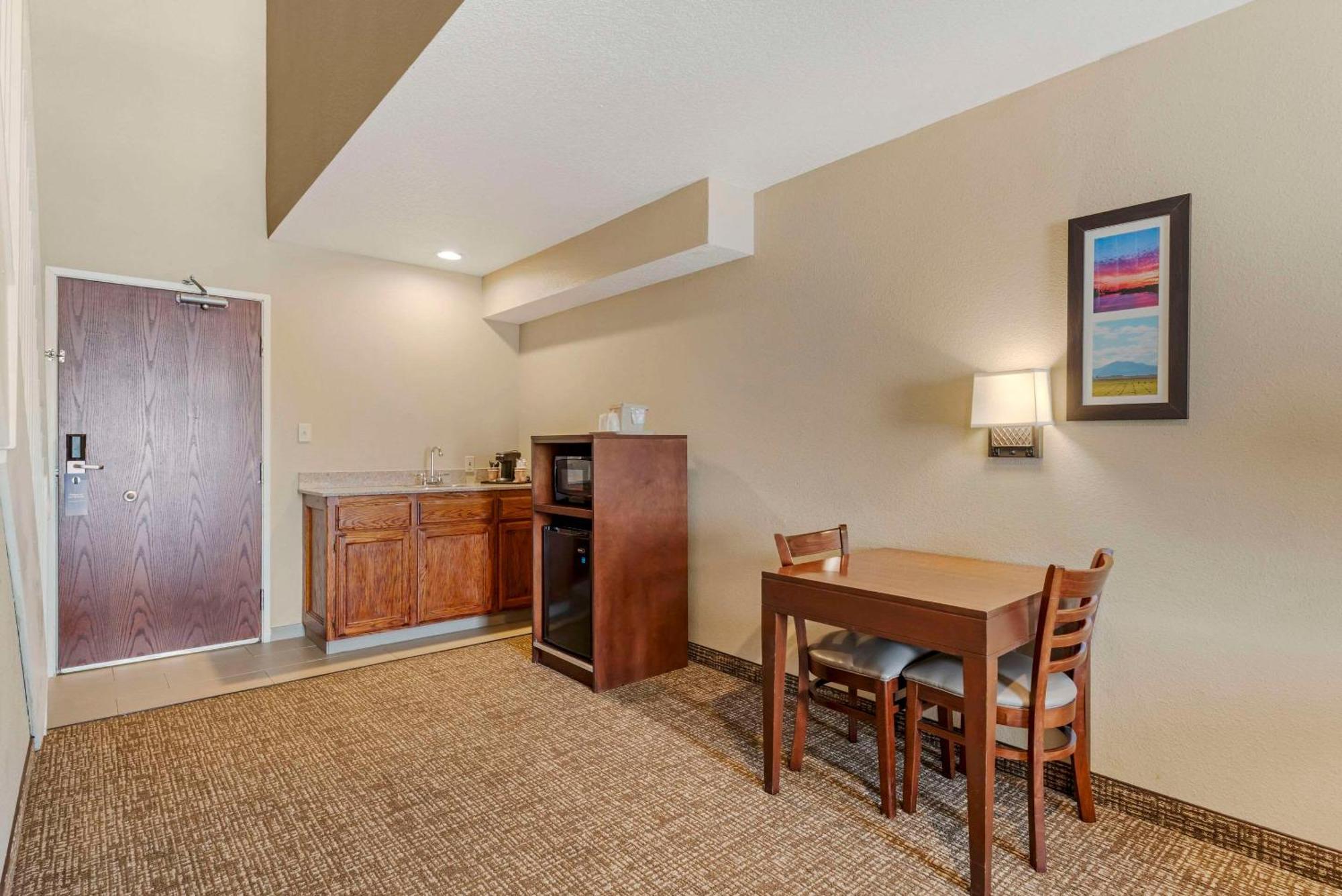 Comfort Inn Lathrop Stockton Airport Zewnętrze zdjęcie